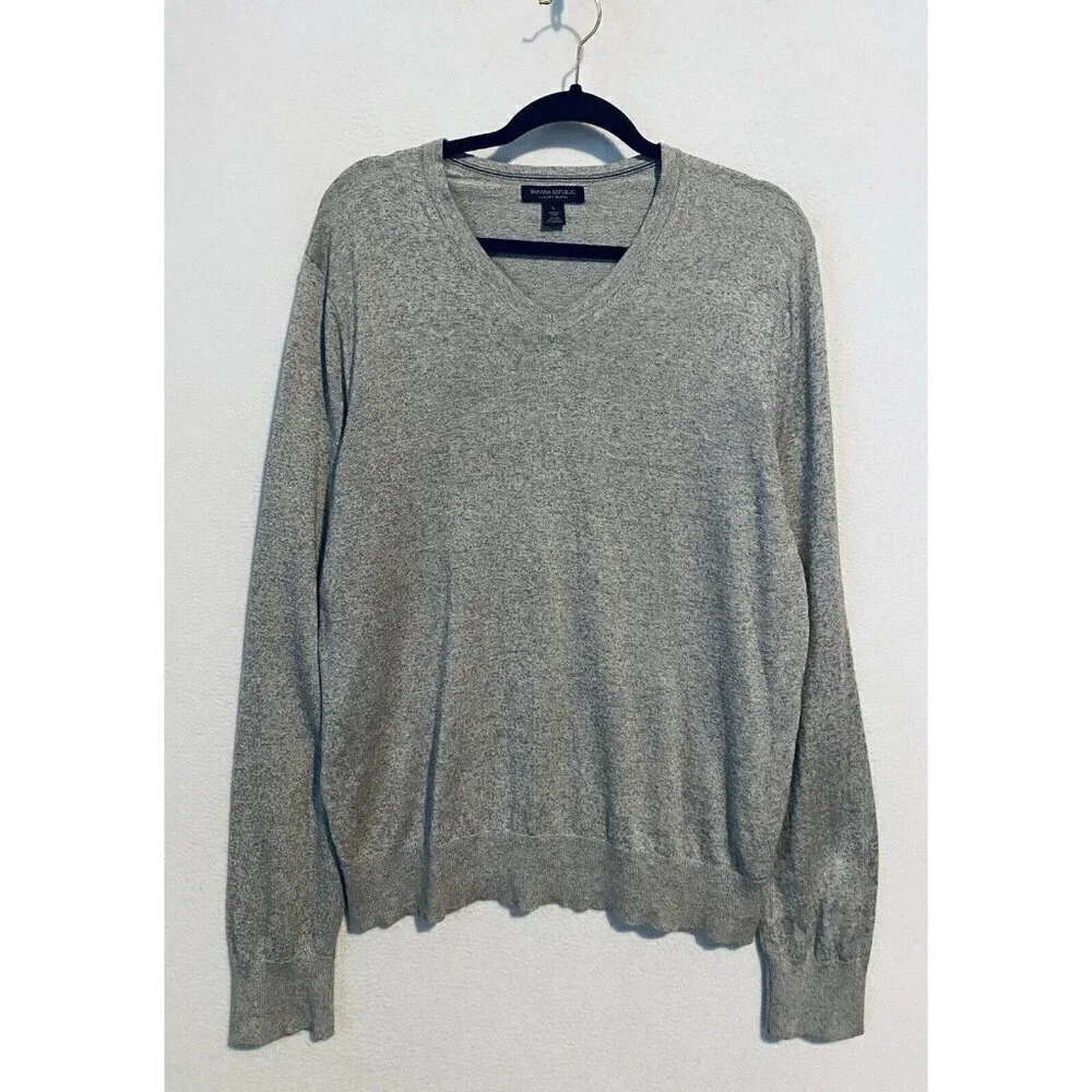 Banana Republic Sweater Mens Large Gray V Neck Luxury Blend Classic Preppy